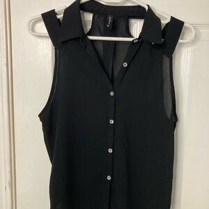 Final Touch Black Sleeveless Notched Collar Tank Top